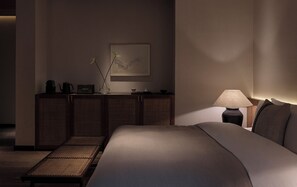 Senior Double Room, Garden View | Blackout curtains, soundproofing, iron/ironing board, free WiFi - sisan1934 (Hangzhou)