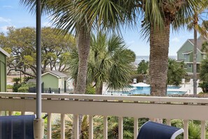 Property grounds - 2-story Condo with Private Balcony, Ocean Views and Community Pool (Isle Of Palms)