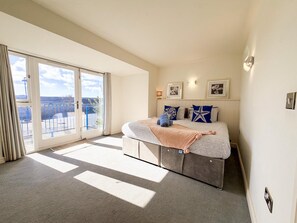 Room - Coastal House - 3 Bedroom Holiday Home - Penally (Tenby)