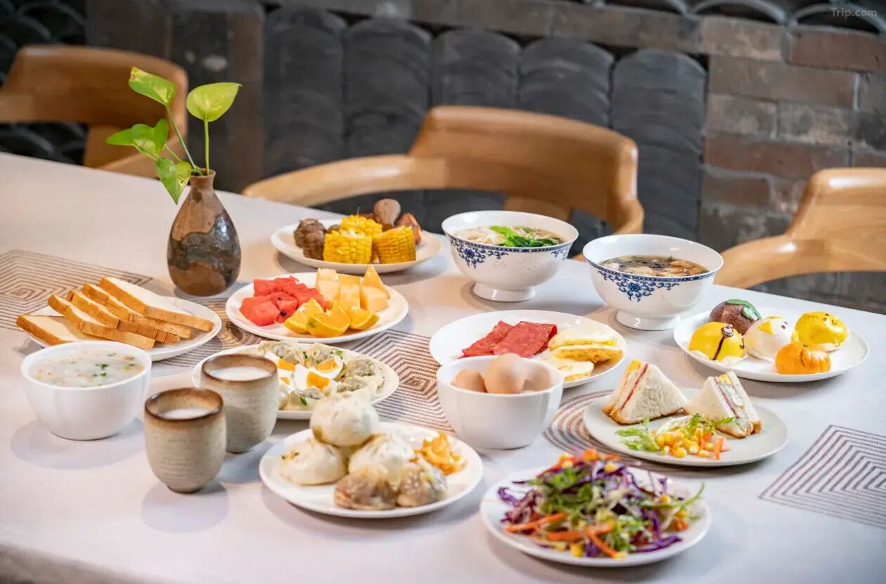 Desayuno buffet incluido todos los días 