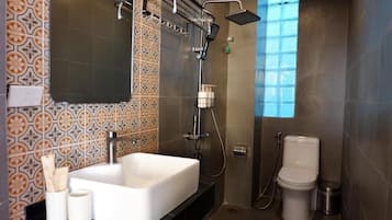 Basic Studio, Balcony, City View | Bathroom