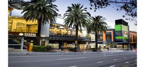 Unclassified image, 4 of 10, button