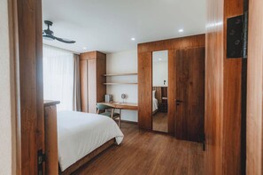 Deluxe Apartment, Garden View