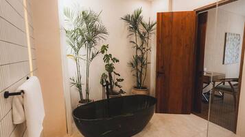 Vila Desain, pemandangan kebun | Kamar mandi