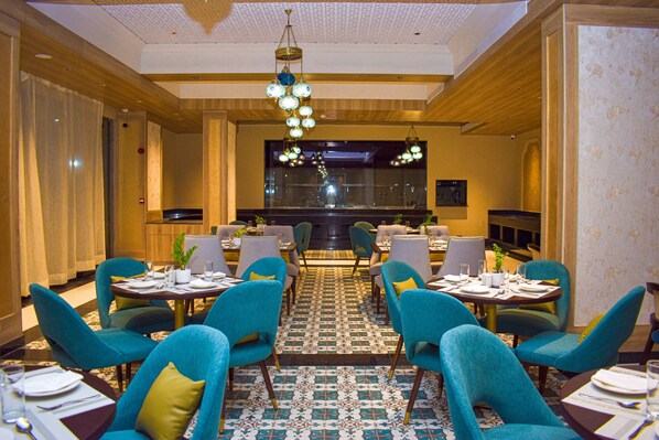 Restaurant - Urban Suites by BluSalzz Rajasthan (Jaipur)