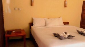 Habitación doble, balcón, vistas al patio