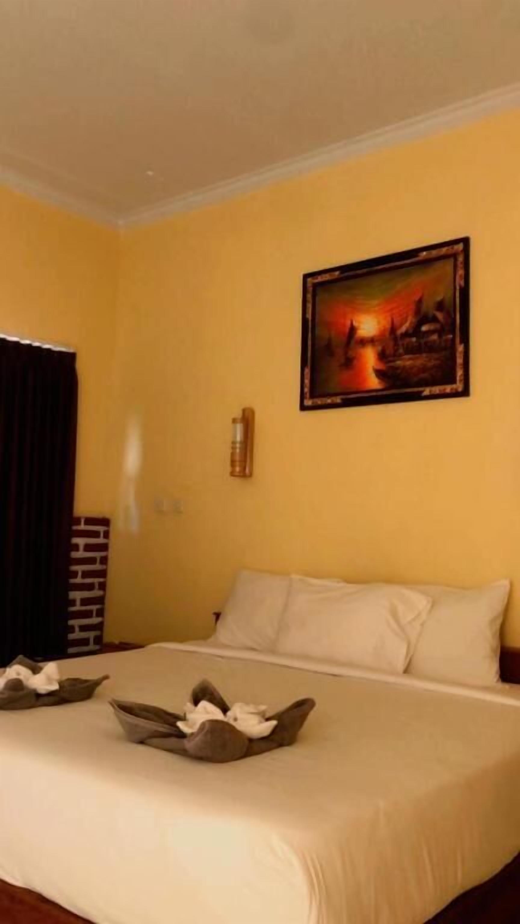 Camera doppia, balcone, vista cortile