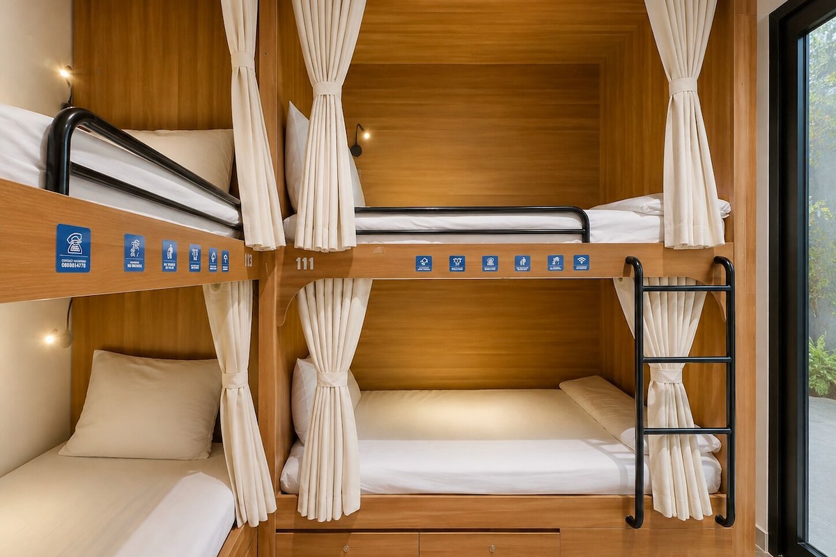 Free WiFi, bed sheets