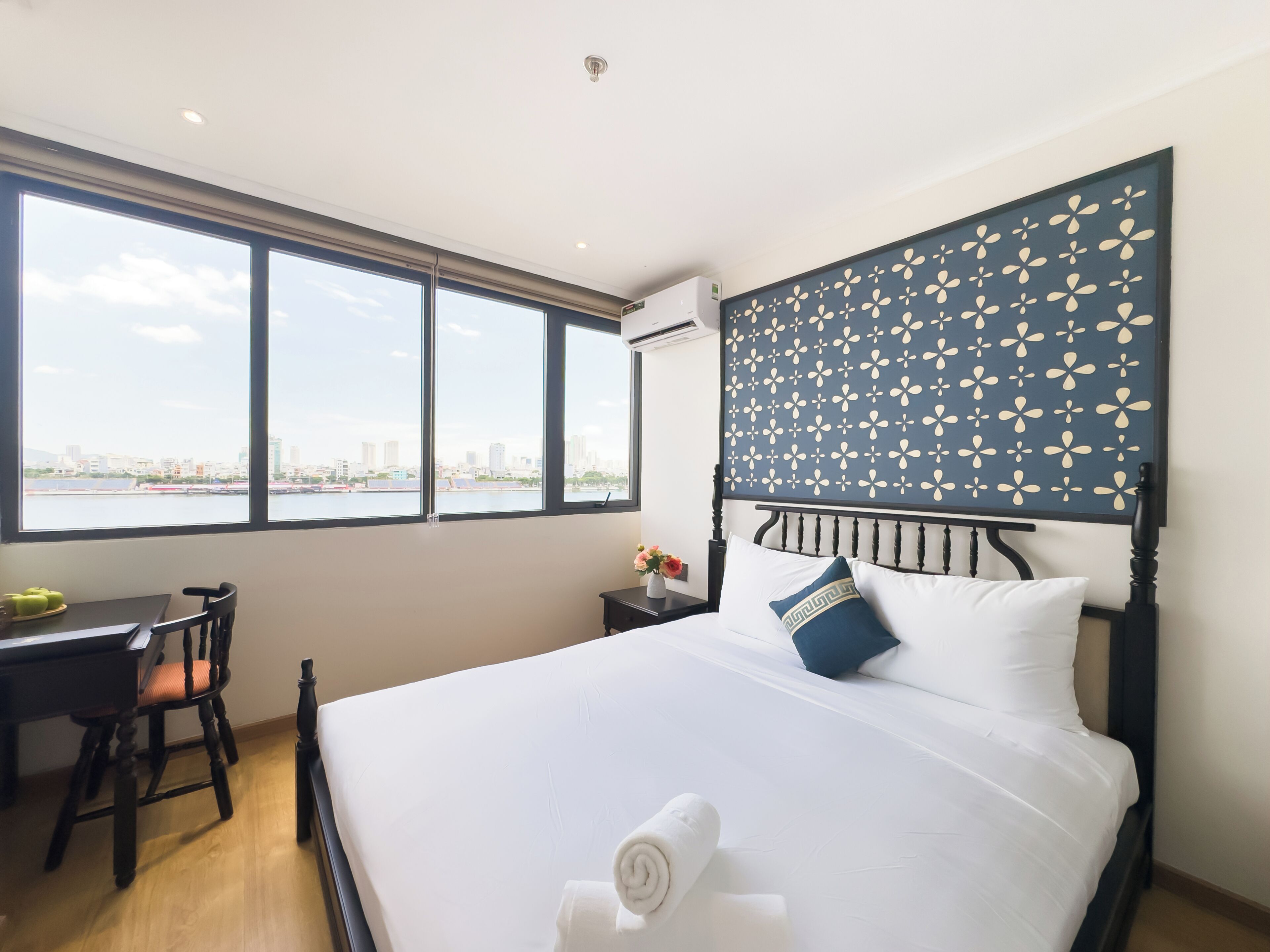 Twin Room, River View | Free WiFi, bed sheets