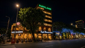 Unclassified image, 3 of 73, button - Sujet Marina Da Nang Hotel by Haviland (Da Nang)