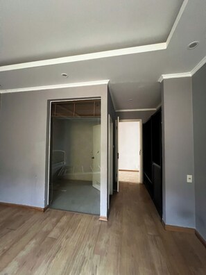 Double Room | Bahagian dalam