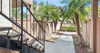 Spacious and Comfy 2-bedroom condo with AC near UC Riverside