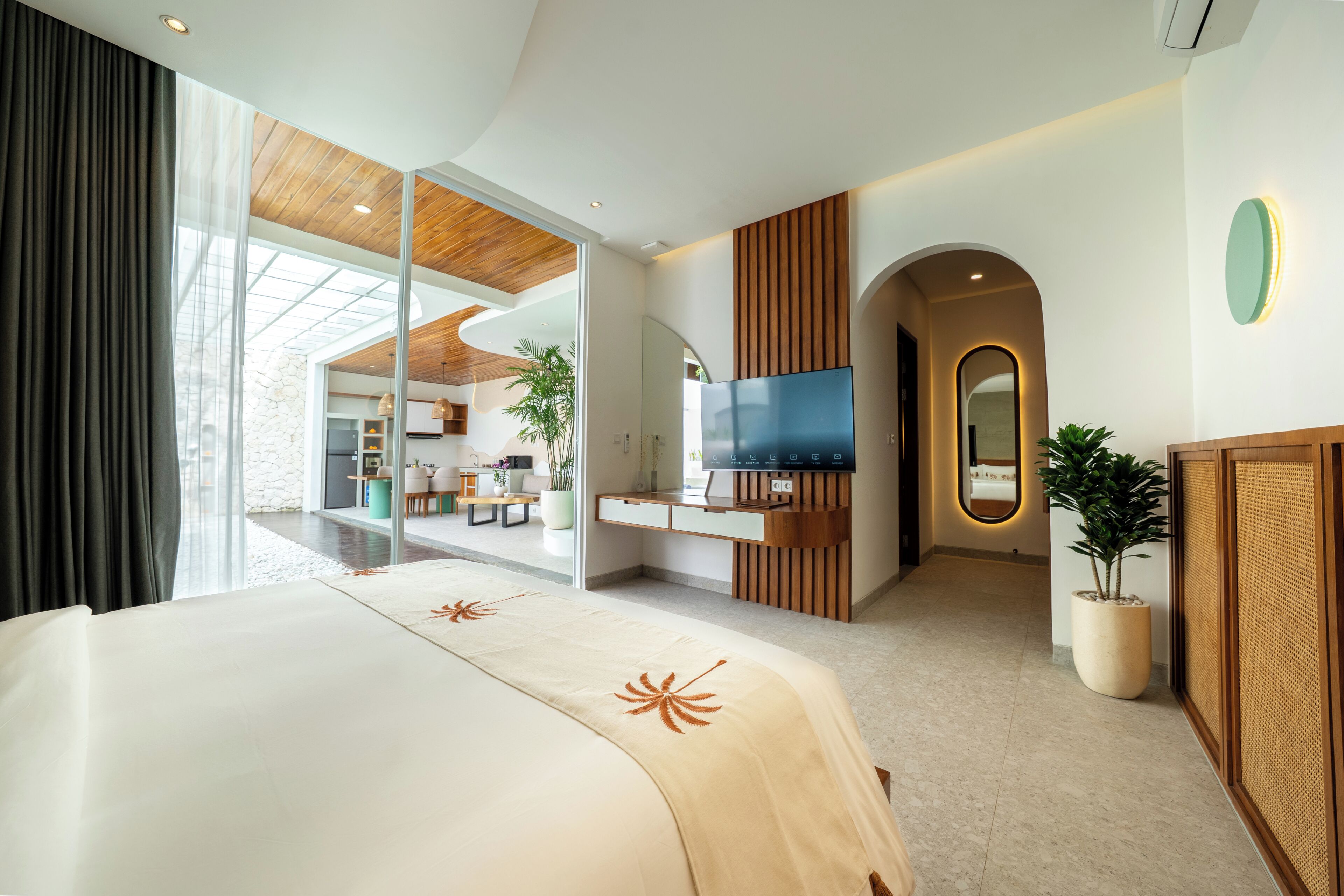 Villa, 2 slaapkamers, privézwembad | Een minibar, een kluis op de kamer, een bureau, verduisterende gordijnen