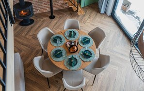 Dining - Stunning home in Dmuchowo with WiFi (Dmuchowo)