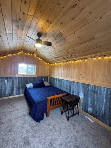 The Krooked Cabin, it’s cozy and comfy and ithas character