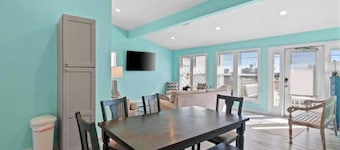 NEW Prime Location Pet Friendly St George Island