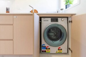 Interior - Central Studio Getaway on Bath Street (Christchurch)