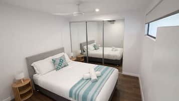WiFi, bed sheets