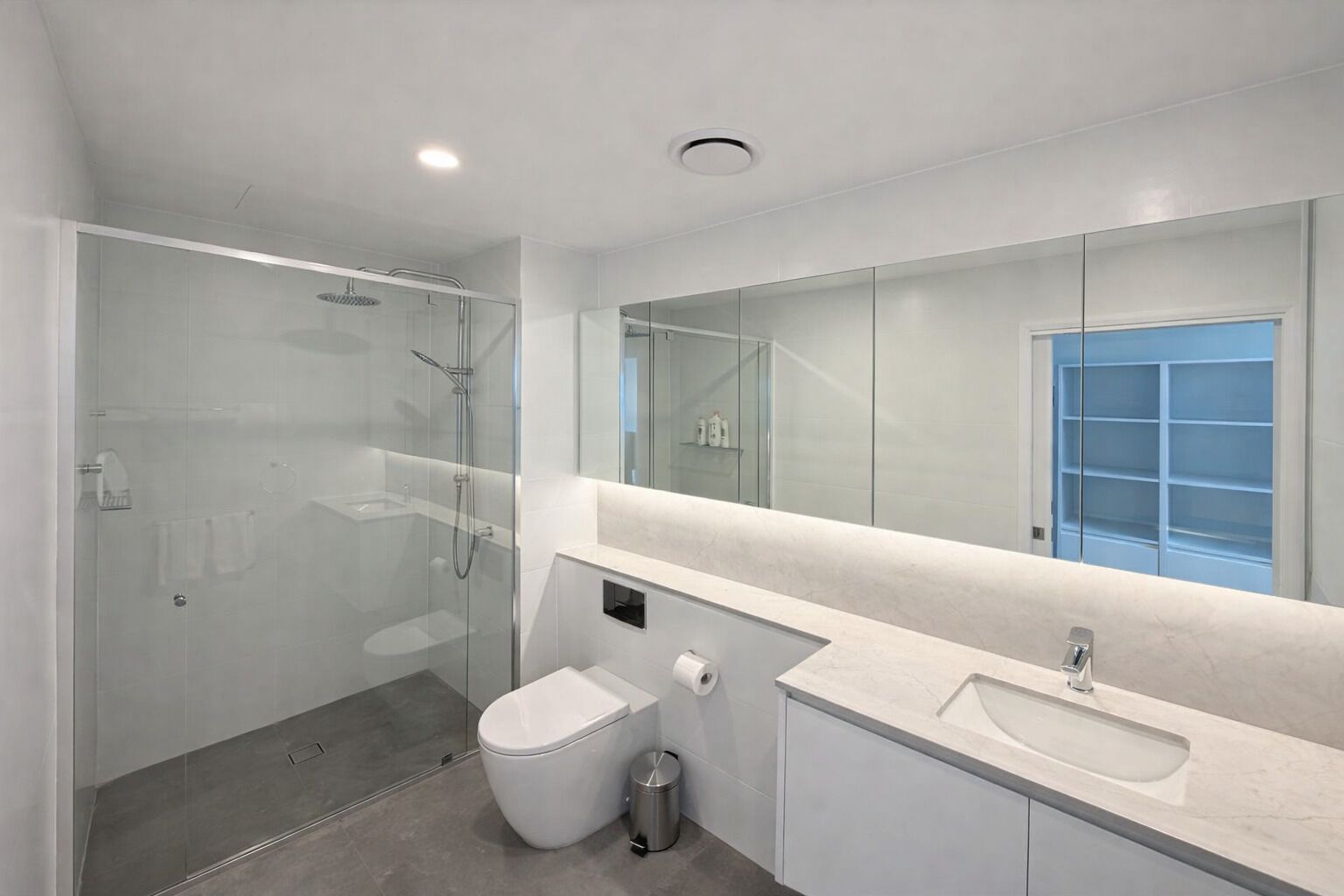 Hair dryer, towels, toilet paper