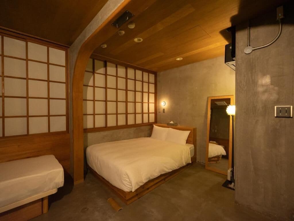 标准三人房, 无烟房 (Large Japanese-Western Room)