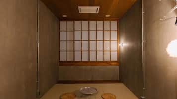 Standard Twin Room, Non Smoking, Shared Bathroom (Small Japanese-style room) | Interior