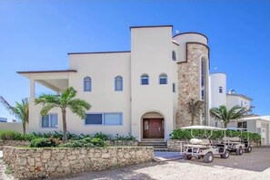 Image picker AC7F6345 3C0E 46E8 A410 CA0A2946EEB9 71551 00000976AF652DDA - Casa Elegante Luxury Villa (Isla Mujeres)