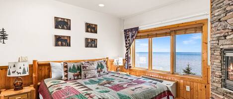 1 bedroom, desk, iron/ironing board, travel cot