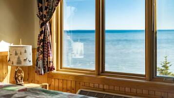 1 Schlafzimmer, Schreibtisch, BĂŒgeleisen/BĂŒgelbrett, Reisekinderbett