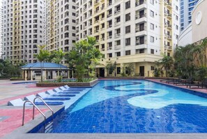Pool - Urban Oasis near the BGC Golf Course (Taguig)