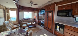 Living area - 1-bedroom recreational vehicle in serene Fredonia with AC (Fredonia)