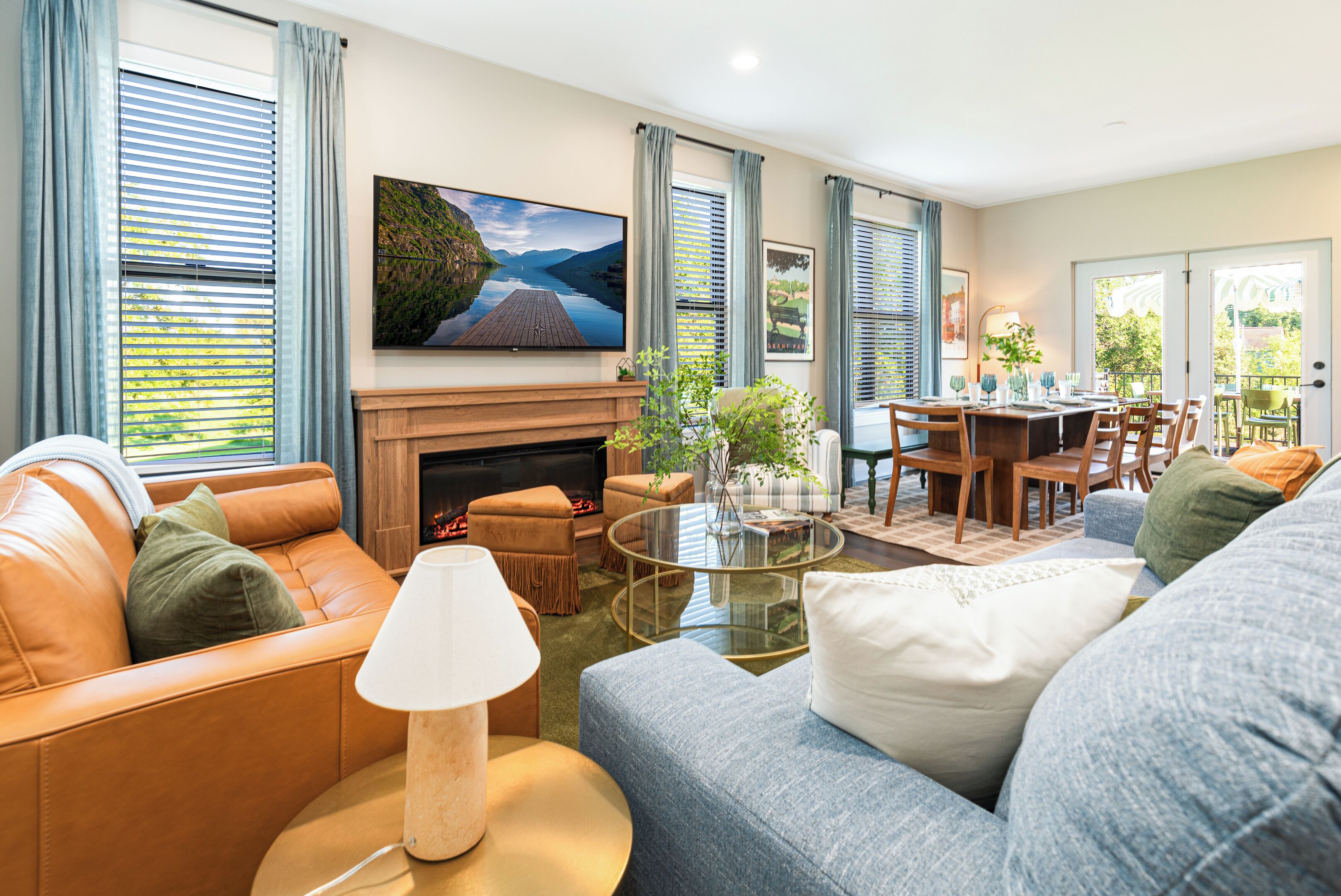 Brand New Home! Hot Tub Massage Chair Game Room, Dog Friendly, Fun For All Ages! - Galena, IL