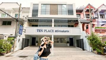 Bagian depan properti