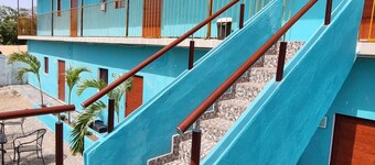 オテル NUBAS イスタパ バジャルタ