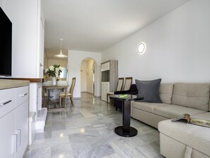 TV - Sunstay Sirius Flat II Mijas (Mijas)