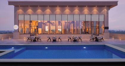 Essentia Luxury Hotel and Convention