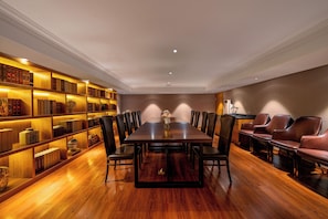 Dining - ELITE James Joyce Coffetel Guangzhou  (Guangzhou)