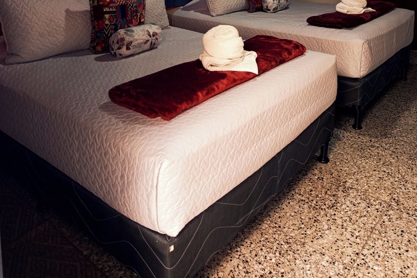 Basic Twin Room, Private Bathroom