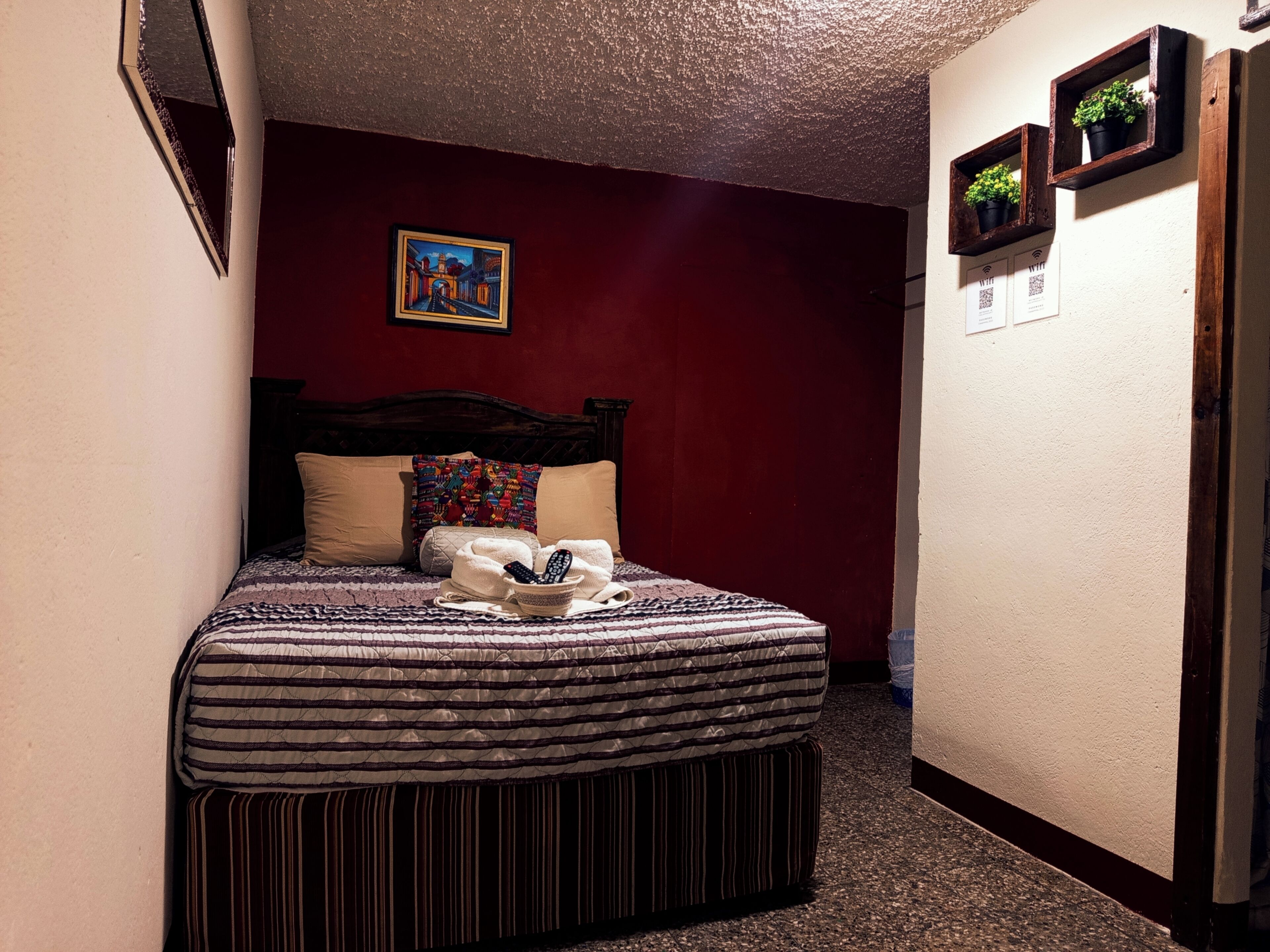 Chambre Double, salle de bains privée