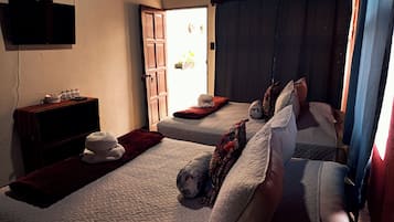 Basic Twin Room, Private Bathroom | Free WiFi, bed sheets
