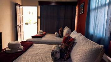 Quarto duplo bĂĄsico, banheiro privativo