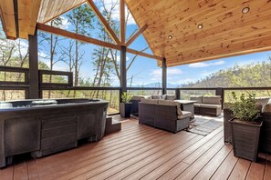 Terrace/patio - Mountain View Escape – A Smoky Mountain Retreat with Hot Tub, Firepit & Lift (Sevierville)