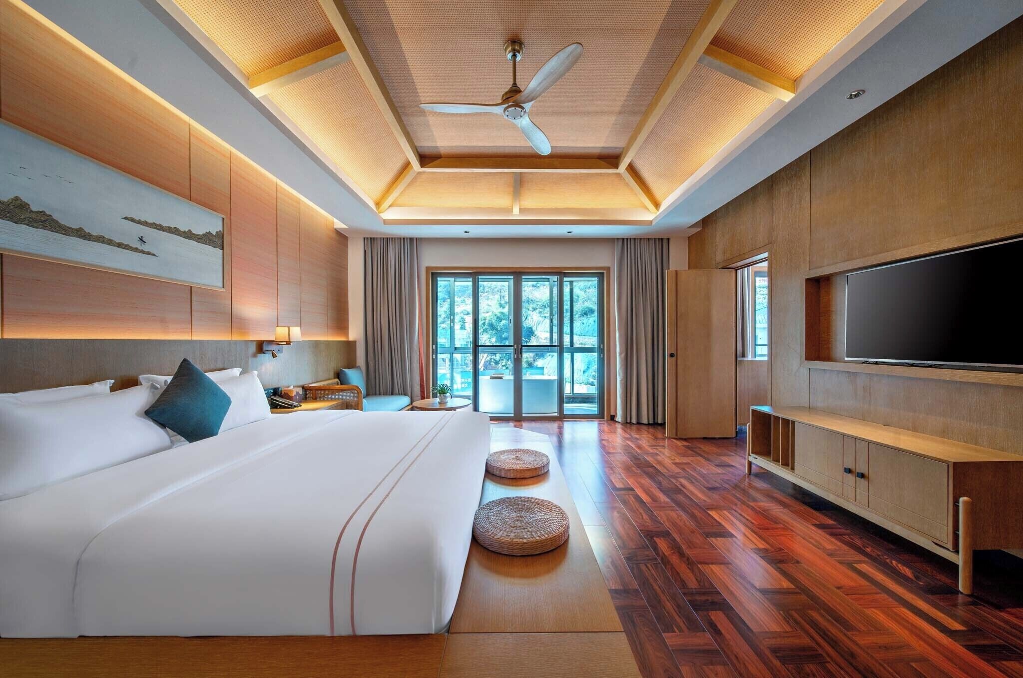 Luxury Suite, Hill View | Pemandangan dari bilik