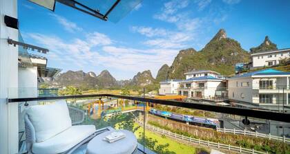 Yangshuo Fadai hot spring luxury hotel