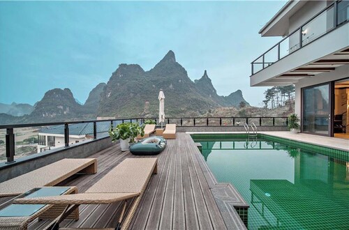 Yangshuo Fadai hot spring luxury hotel