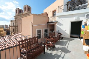 Superior Apartment, 2 Bedrooms, Sea View | Terrace/patio - Agrigento Bed (Agrigento)