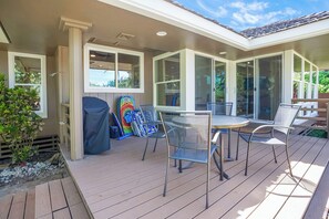 Outdoor dining - Honeymoon Cottage with A/C, Steps to the Beach TVNC#5096 (Anahola)