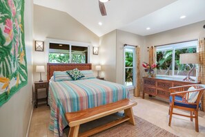 Room - Honeymoon Cottage with A/C, Steps to the Beach TVNC#5096 (Anahola)