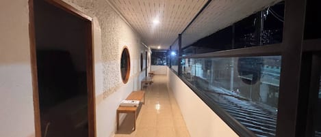 House, 1 Bedroom, Smoking, Balcony | Hallway