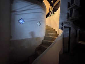 House, 1 Bedroom, Smoking, Balcony | Hallway