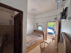 House, 1 Bedroom, Smoking, Balcony | 1 bedroom